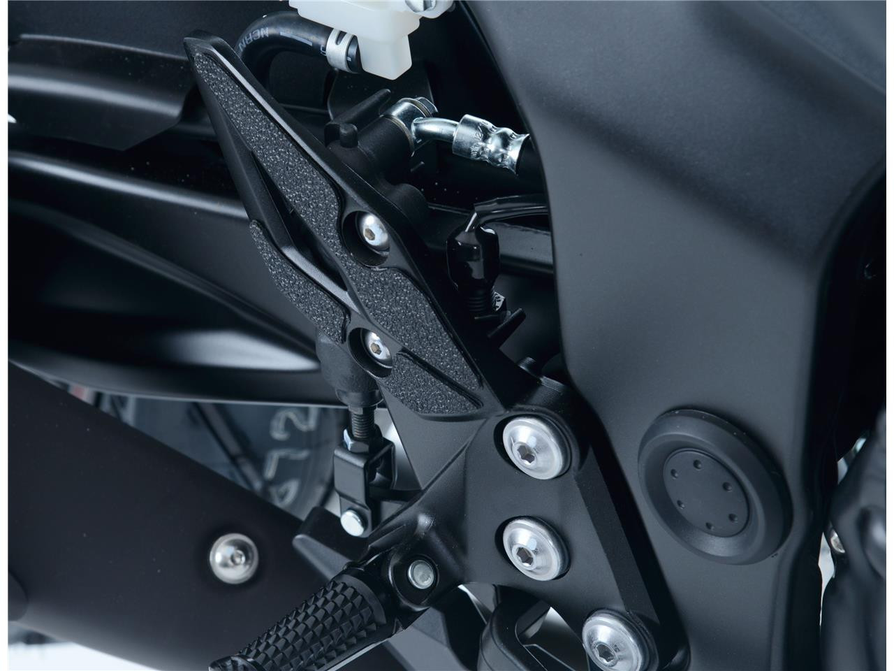 Protection Platines Anti-Frottement R&G pour Suzuki GSX-S 750 (17-21) - EZBG709BL