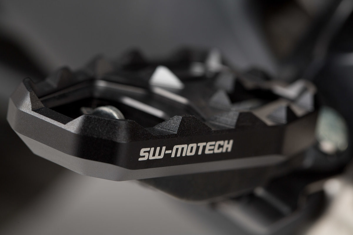 Extensions de Repose-Pied SW-Motech pour Africa Twin 1100 (20-23) FRS.01.890.10000/B