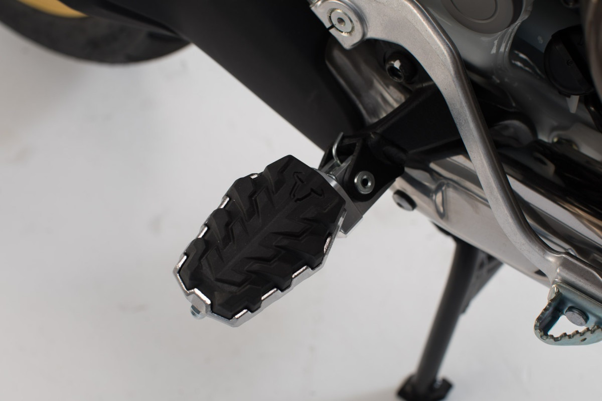 Repose Pieds EVO SW-Motech pour BMW R 1200 GS (04-12) FRS.07.112.10501