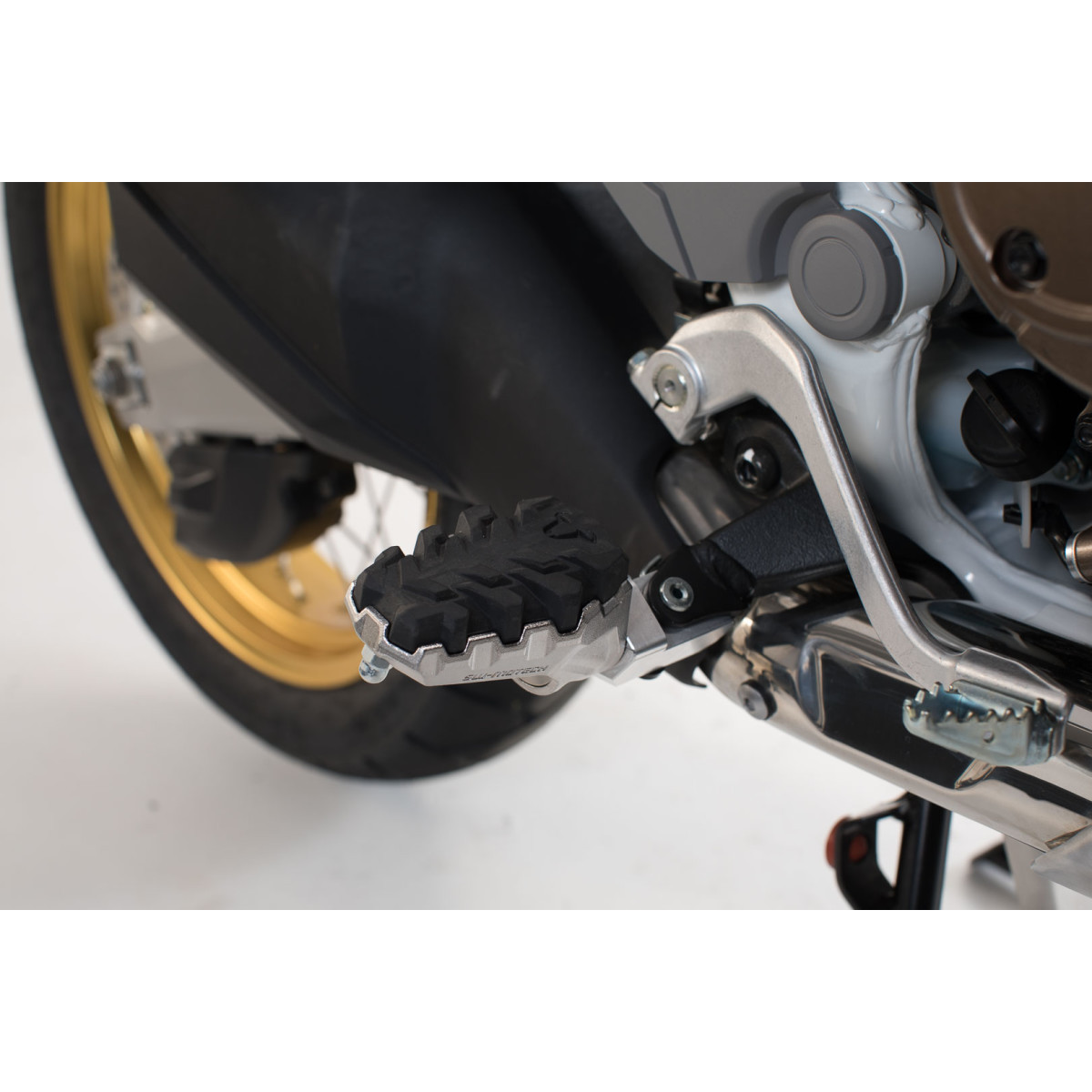 Repose Pieds EVO SW-Motech pour Honda VFR 1200 X Crosstourer (12-20) FRS.01.112.10303
