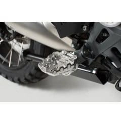 Repose Pieds EVO SW-Motech pour Honda XRV 750 Africa Twin (90-03) FRS.01.112.10201