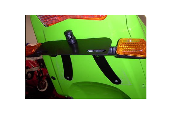 Support de Plaque R&G pour Kawasaki Z1000 (03-06) - LP0001BK Support de Plaque R&G pour Kawasaki Z1000 (03-06) - LP0001BK