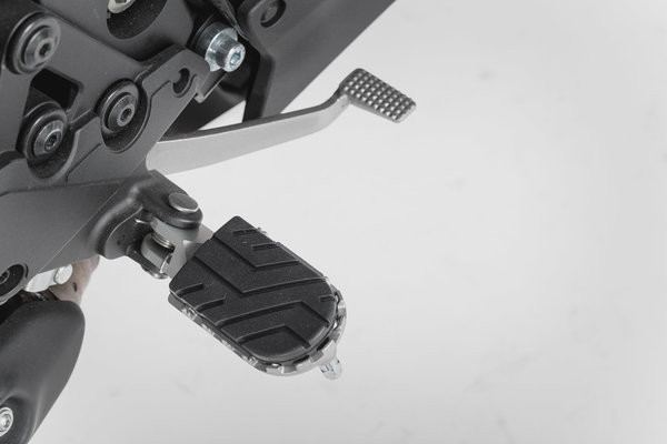 Repose Pieds SW-Motech ION pour Versys 650 (14-24) FRS.08.011.10102/S