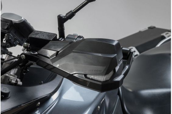 Protèges Mains SW-Motech Kobra pour V-Strom 1000 (14-16) HPR.00.220.20200/B Protèges Mains SW-Motech Kobra pour V-Strom 1000 (14-16) HPR.00.220.20200/B