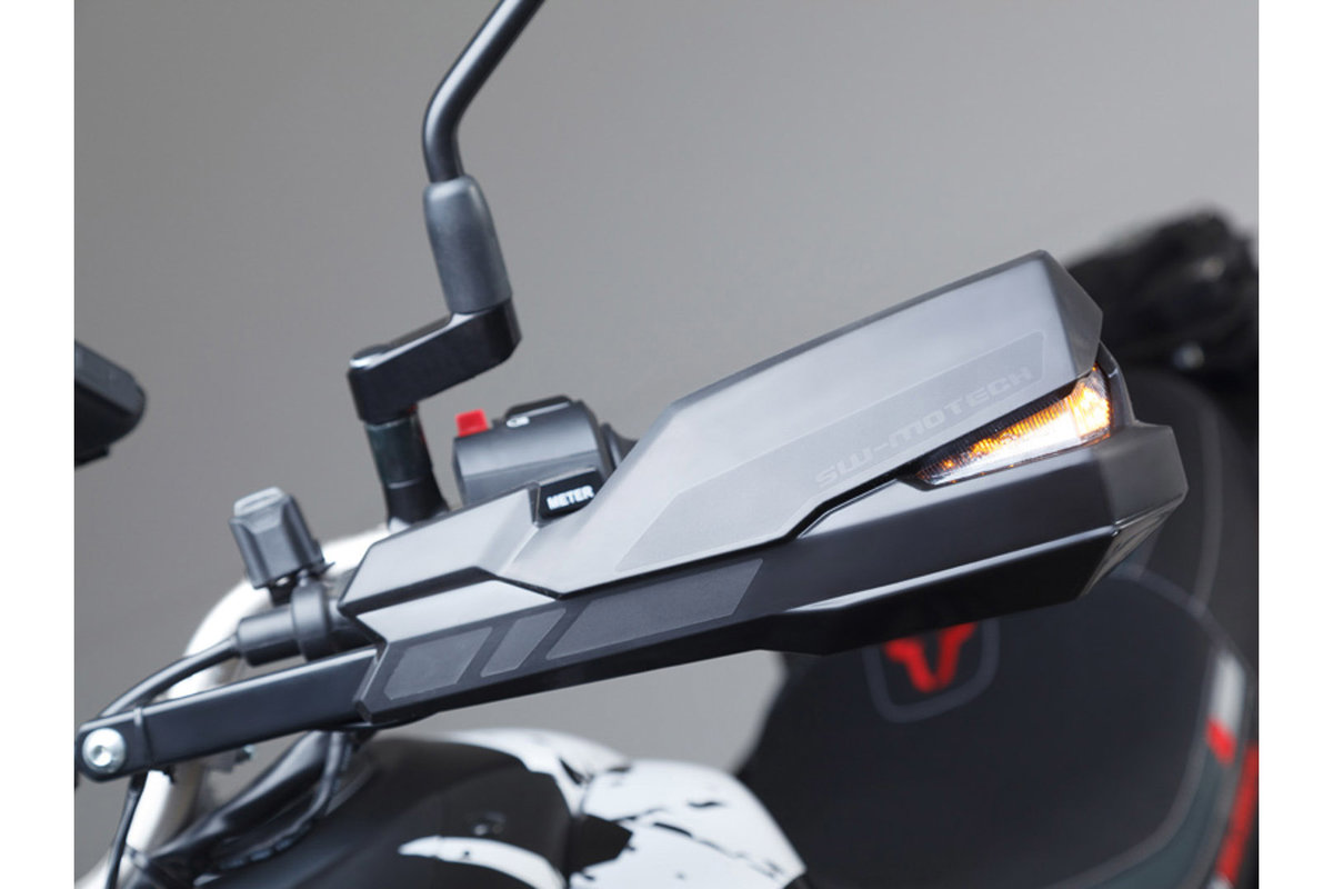 Protèges Mains SW-Motech Kobra pour V-Strom 1000 (14-16) HPR.00.220.20200/B