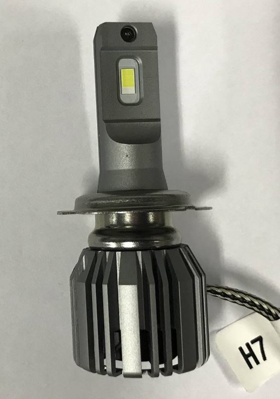 Ampoule Moto à LED Ventilée H7 360°