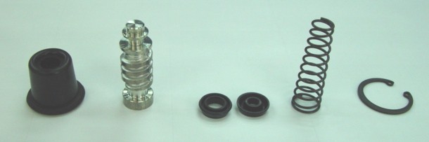 Kit réparation maitre cylindre arrière moto pour CBR 125 R (04-12) - MSR-103
