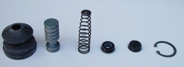 Kit réparation maitre cylindre arrière moto pour CB 750 Supersport (81-82) - MSR-101