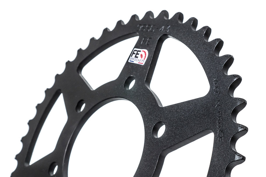 Kit Chaîne Moto FE pour Kawasaki ZX-6R (05-06)